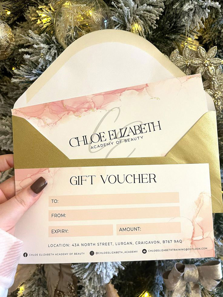 mẫu thiết kế gift voucher nails